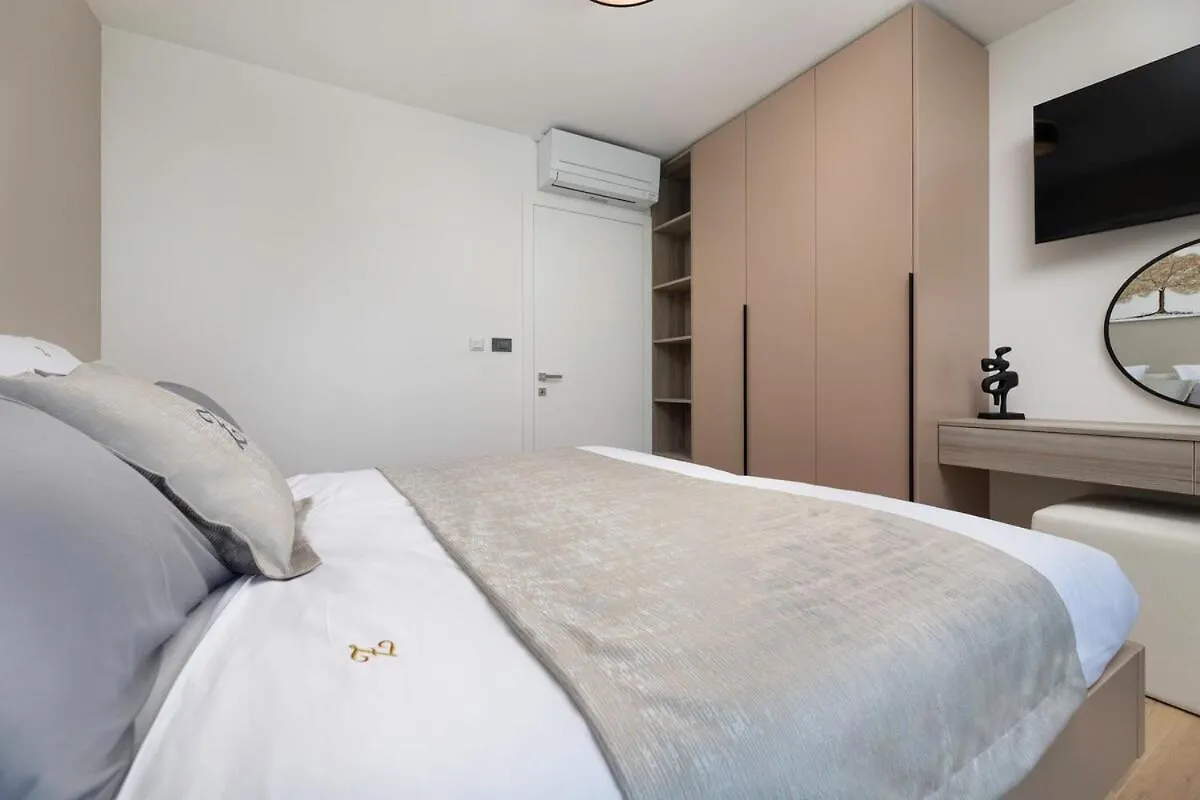Brand New Apartment 