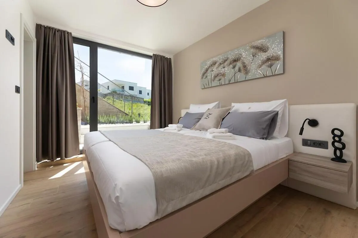 Brand New Apartment 